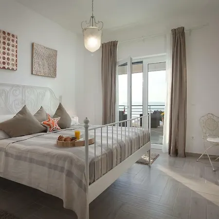 Iva, 3lovelyvillas *